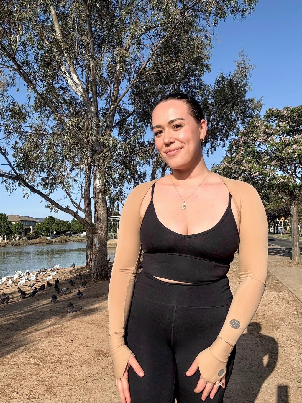 SP Shoulder Wrap [Latte]